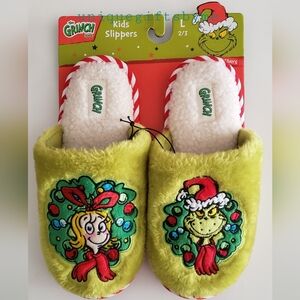 🆕️ The Grinch & Cindy Lou Who Slippers Kids